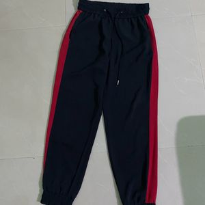 It’s Zara Jogger Pants,