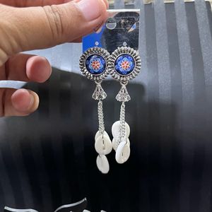 10 Earrings