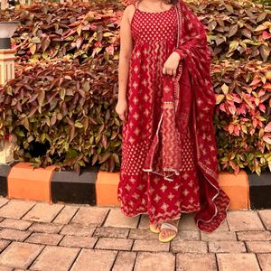 Beautiful Red Golden Kurta For Festivals Sleeveles