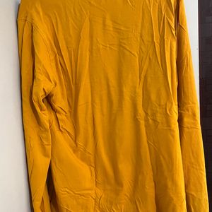 Men mustard yellow round neck tshirt