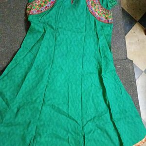 Embroidered Green Kurti