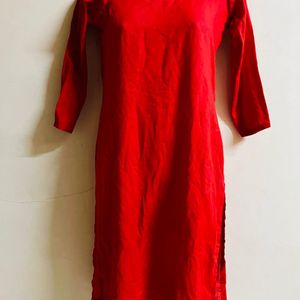 Red Kurti