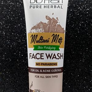 Biofresh Pure Heart Multani Mitti Face Wash