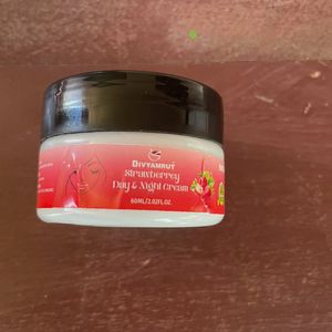 Strawberry Day&night Cream