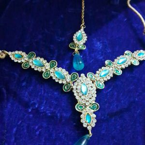 2 Beautiful Necklace Rearly Used Elegant Pieces