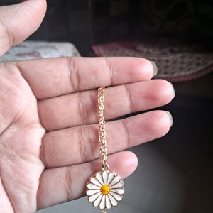 Cute Chains In Affordable Prices