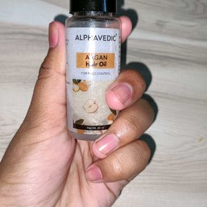 APHAVEDIC agran hair Oil Frizz Control