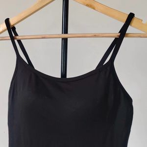 Uniqlo Seamless Padded Top