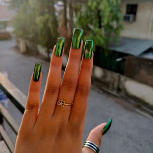 Mirror Nails Green