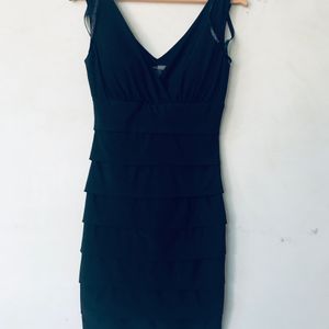 Laundry Sleeveless V-Neck