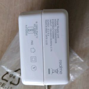 REALME 65W VOOC CHARGER