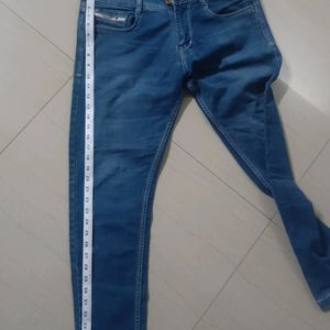 Diesel Narrow Jeans Like New But Front Both Pocket Need To Repair