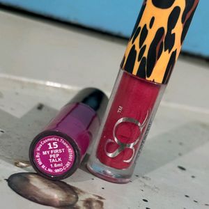 Stay Quirky And Purplle Lipstick