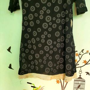 Black Kurti