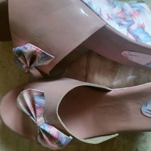 Pink Wedges