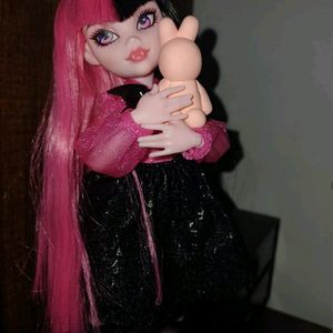 Monster high doll (Draculaura)  🦇