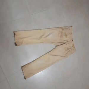 Pants which was used frequently.