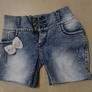 Short Jeans