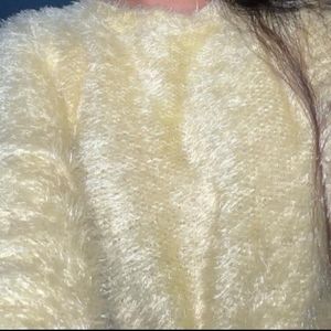 LEMON YELLOW FUR SWEATSHIRT