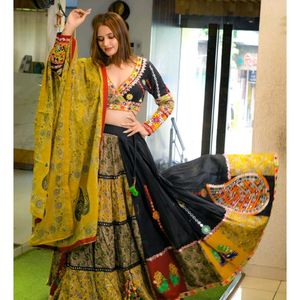 Navratri Lahenga Choli