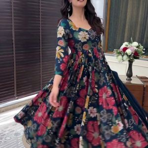 New Stayle Beautiful Gown Dress Ne