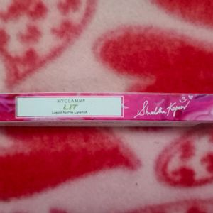 My Glamm Dark Pink MatteLipstick