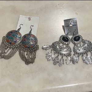 2 pair earings