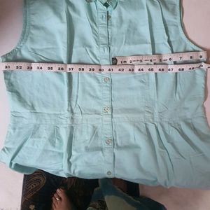 Cyan Sleeveless Shirt Style Top