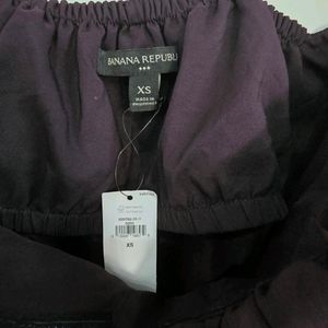 BANANA REPUBLIC off Shoulder Top