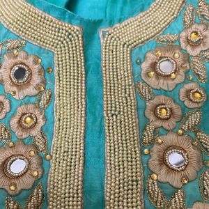 Beautiful Original Mirror Embroidered Kurti Set