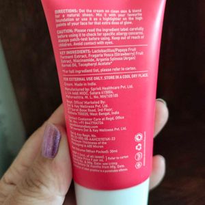 Dot & Key Strobe Cream