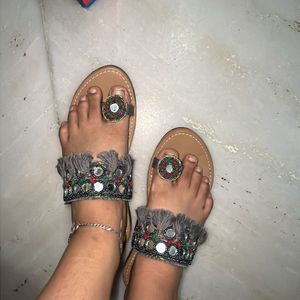 Flat Slippers With Mirror Work