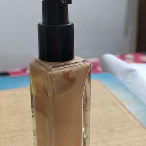 Swiss Beauty Natural Beige Foundation