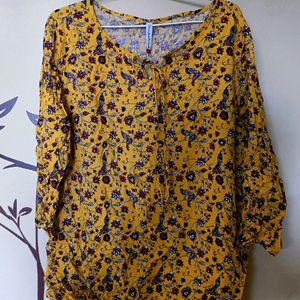 New printed Yellow Top