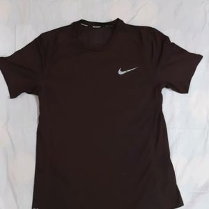 Nike Mens TShirt