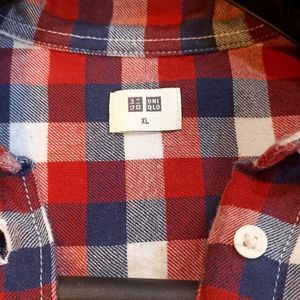 Uniqlo Men's Shirt