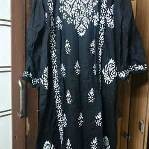 Chikankari Kurti With Strachable Pant