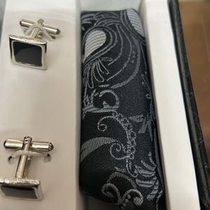 Men’s Tie, Cufflinks and Pocket Square Gift Set