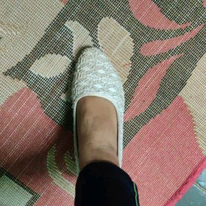 Women White Glitter Heel Shoes