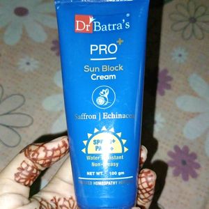 Dr Batra’s PRO+ Sun Block Sunscreen SPF 50++