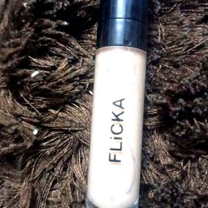 Flicka Concealer