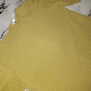 Puffed Sleeve Top