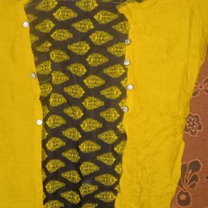 Yellow And Navy Blue Kurta