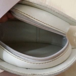 Modern Hand Bag