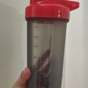 Muscletech Protein Shaker