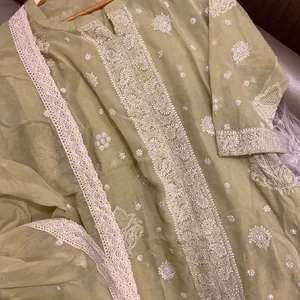 Chikankari Kurta & Dupatta Set