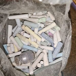 400 Gm Multicolour Chalk