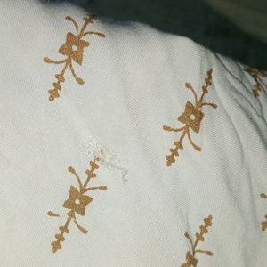 Anubhuteer White Short Kurta