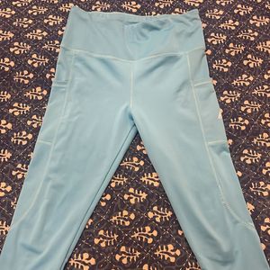 Ladies Capris, Tights, Waist 30