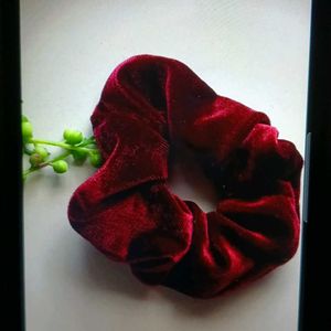 Hair Scrunchie (Colour -- Maroon)